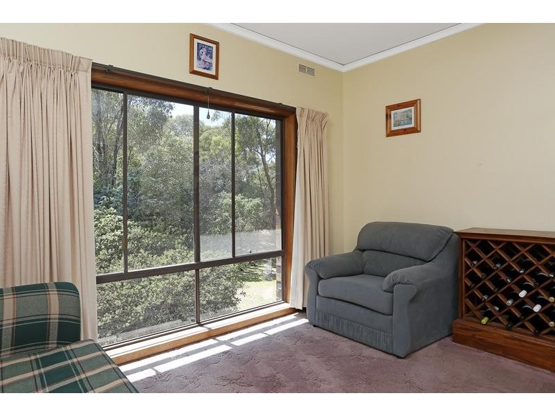 31 Shelley Street, Spring Gully VIC 3550