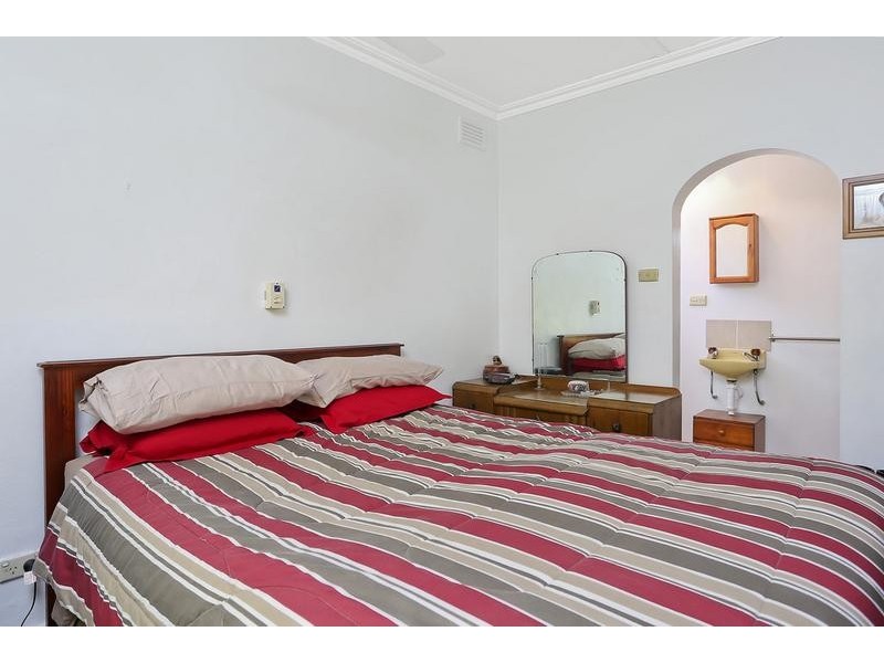 21 Osborn Avenue, Kangaroo Flat VIC 3555