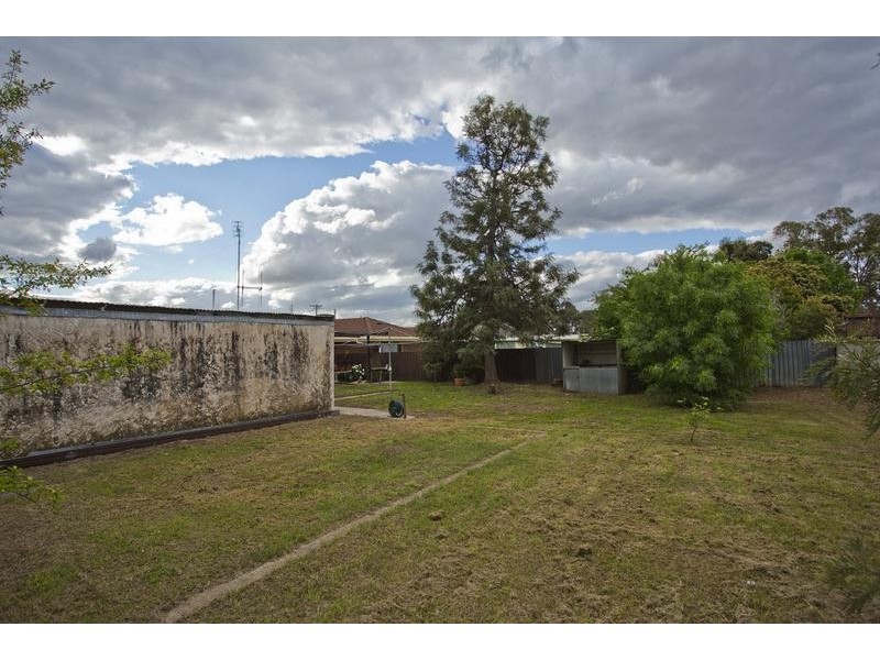 21 Osborn Avenue, Kangaroo Flat VIC 3555