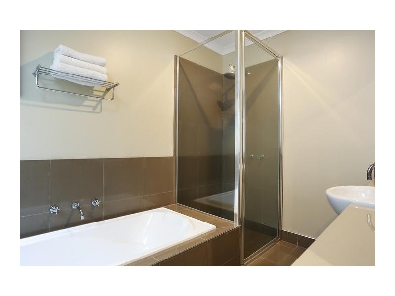 137 Havlin Street East, Flora Hill VIC 3550