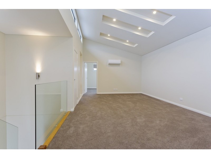 21 Alexander Street, Kangaroo Flat VIC 3555