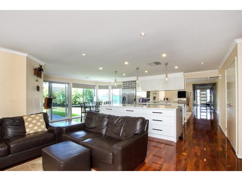 5 Orchard Walk, Strathfieldsaye VIC 3551