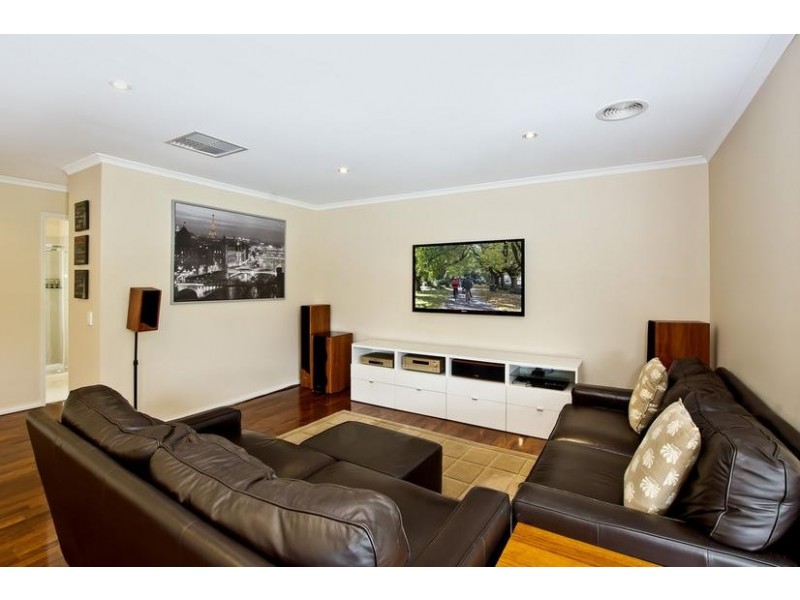 5 Orchard Walk, Strathfieldsaye VIC 3551