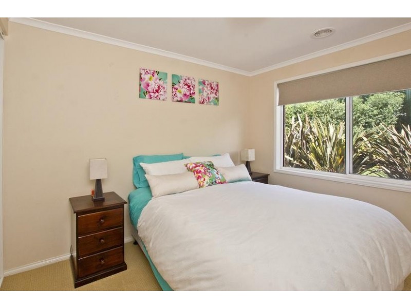 5 Orchard Walk, Strathfieldsaye VIC 3551