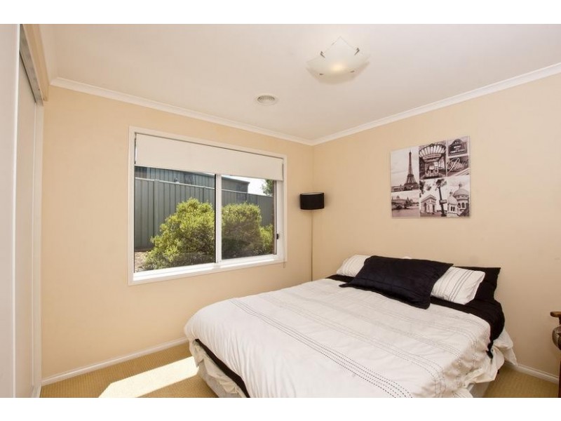 5 Orchard Walk, Strathfieldsaye VIC 3551