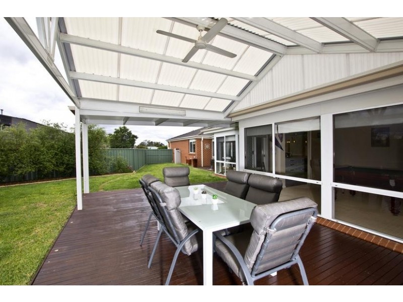 5 Orchard Walk, Strathfieldsaye VIC 3551