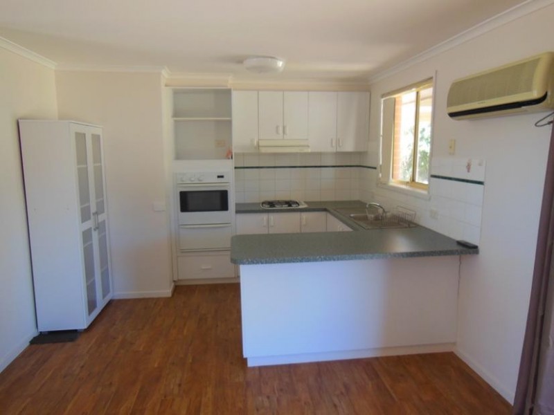 43 John Street, Kangaroo Flat VIC 3555