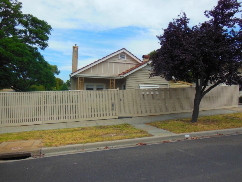 24 Lansell Street, East Bendigo VIC 3550