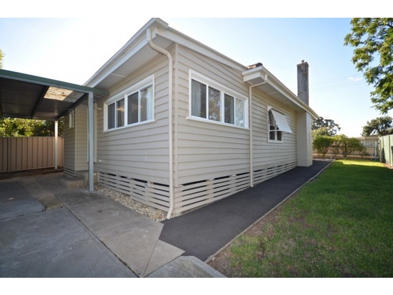 24 Lansell Street, East Bendigo VIC 3550