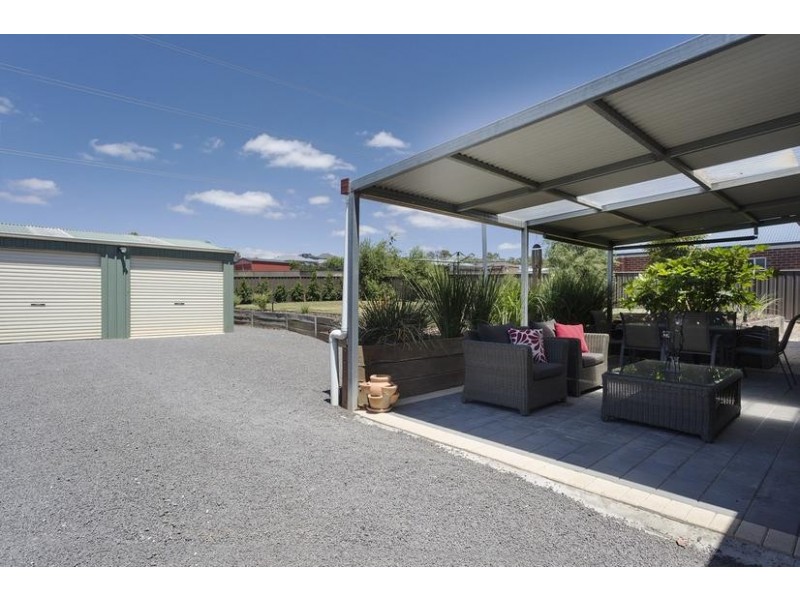 81 Mistletoe Street, Golden Square VIC 3555