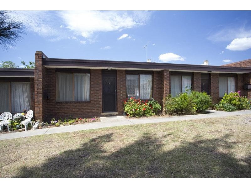 3/44 Panton Street, Golden Square VIC 3555