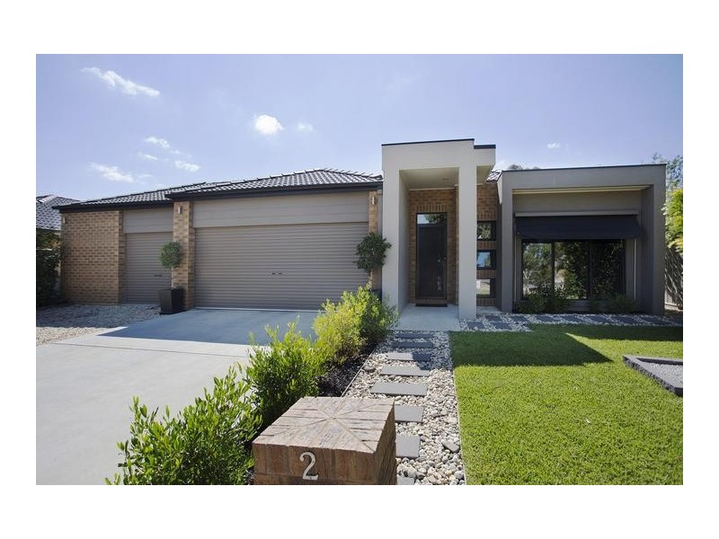 2 Black Wattle Avenue, Epsom VIC 3551