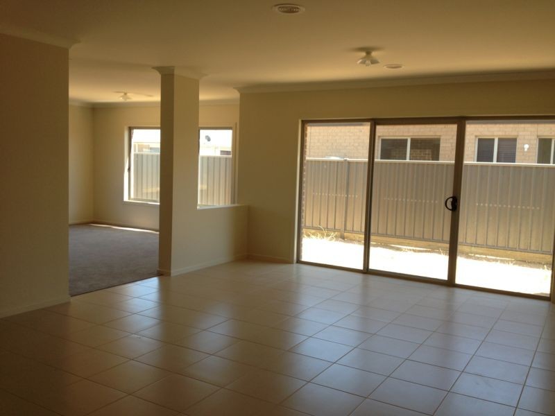 85 Greenfield Drive, Epsom VIC 3551