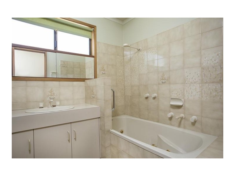 3 Windsor Court, Kennington VIC 3550