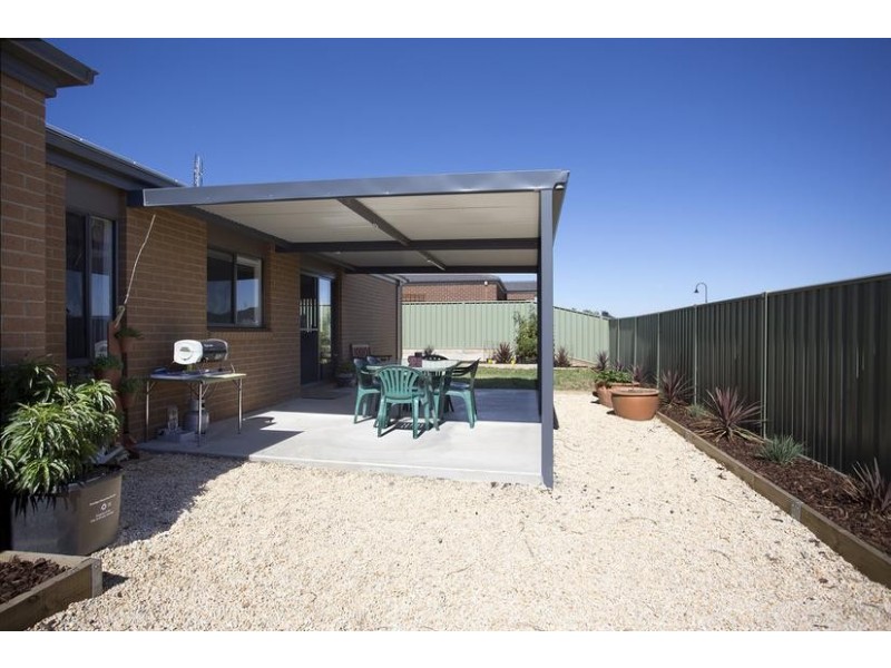 20 Lyndam Avenue, Maiden Gully VIC 3551