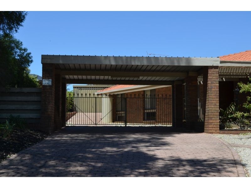 74 Harley Street, Strathdale VIC 3550
