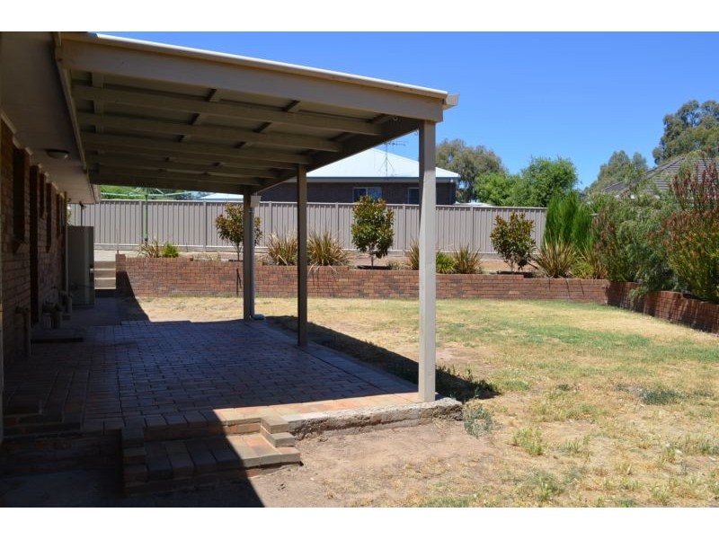 74 Harley Street, Strathdale VIC 3550