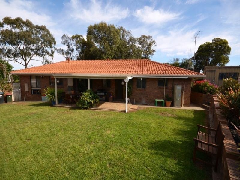 74 Harley Street, Strathdale VIC 3550