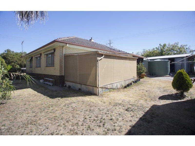 26 Taylor Street, California Gully VIC 3556