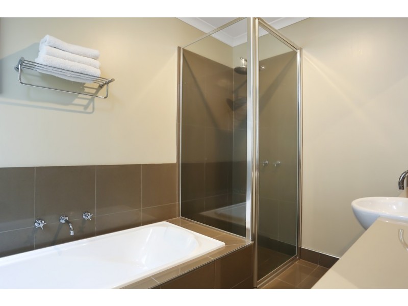 137 Havlin Street East, Flora Hill VIC 3550