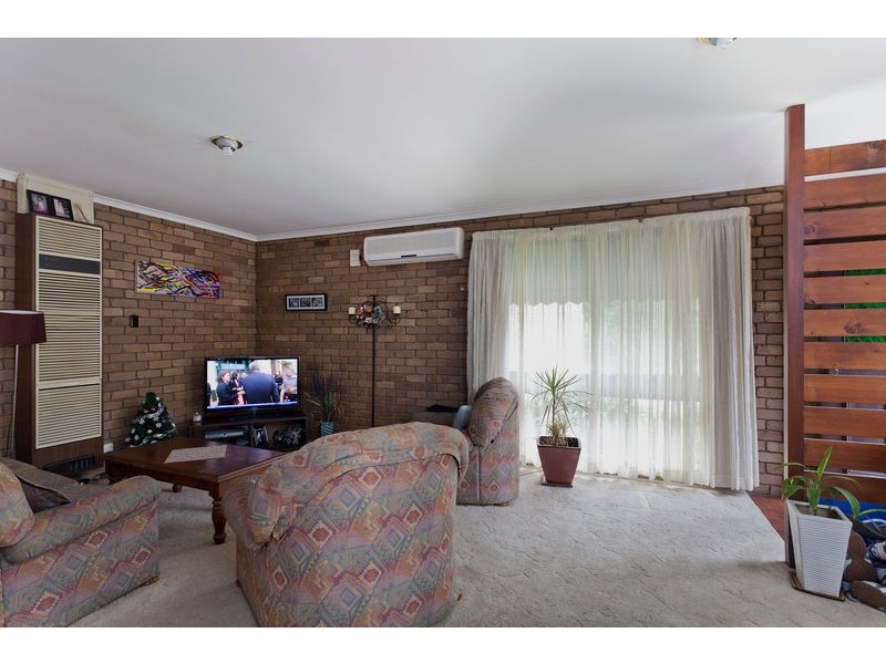 2/3 Nandina Court, Strathdale VIC 3550