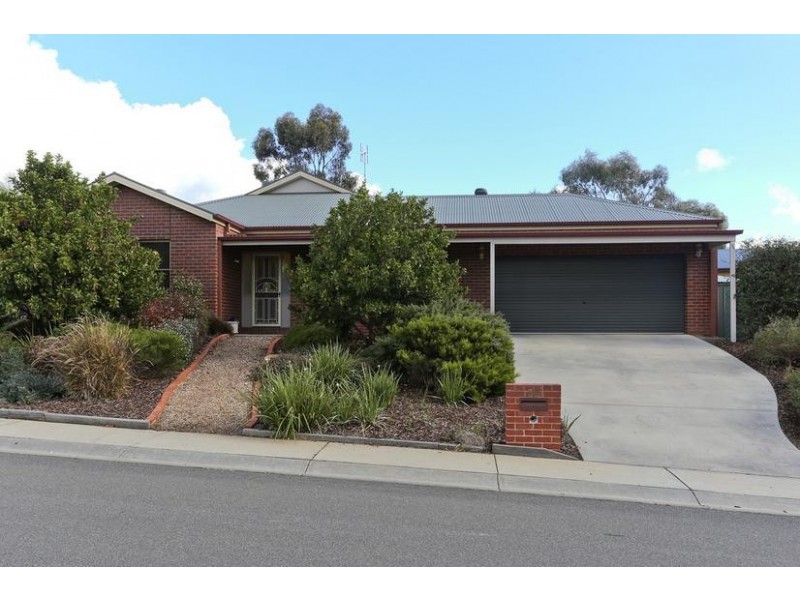 30 Keogh Drive, Spring Gully VIC 3550