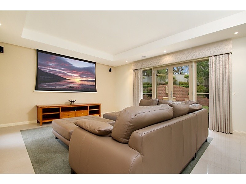 5 Adelle Court, Strathdale VIC 3550