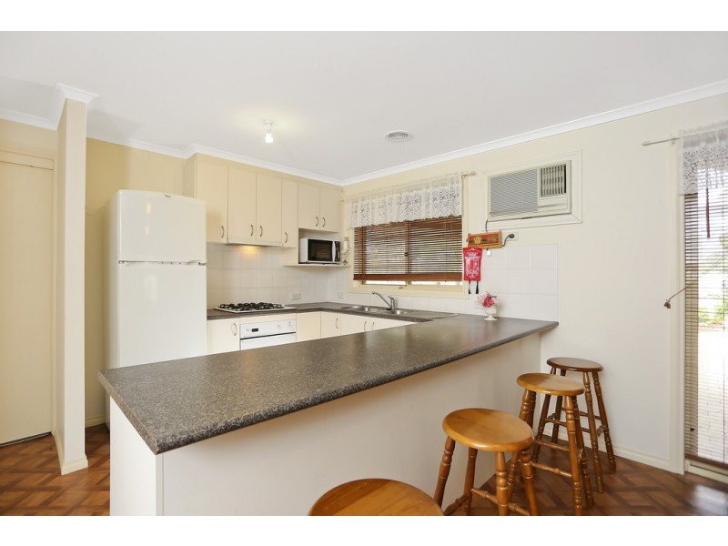 2 Bassett Drive, Strathfieldsaye VIC 3551