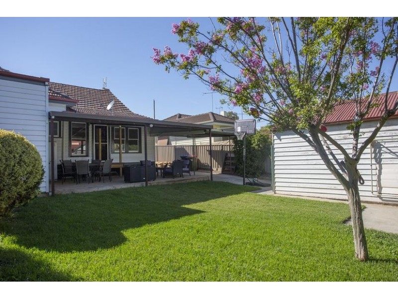3 Theodore Street, Flora Hill VIC 3550