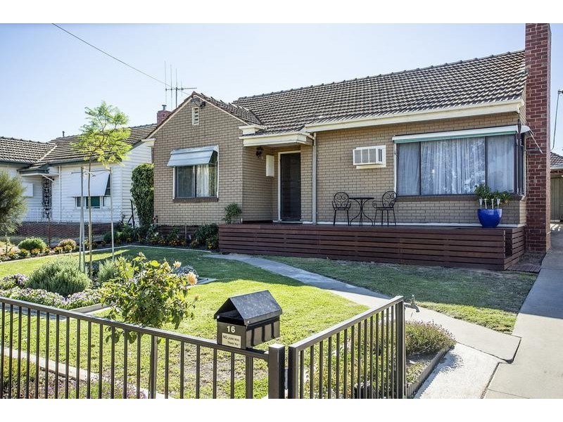 16 Jennings Street, East Bendigo VIC 3550