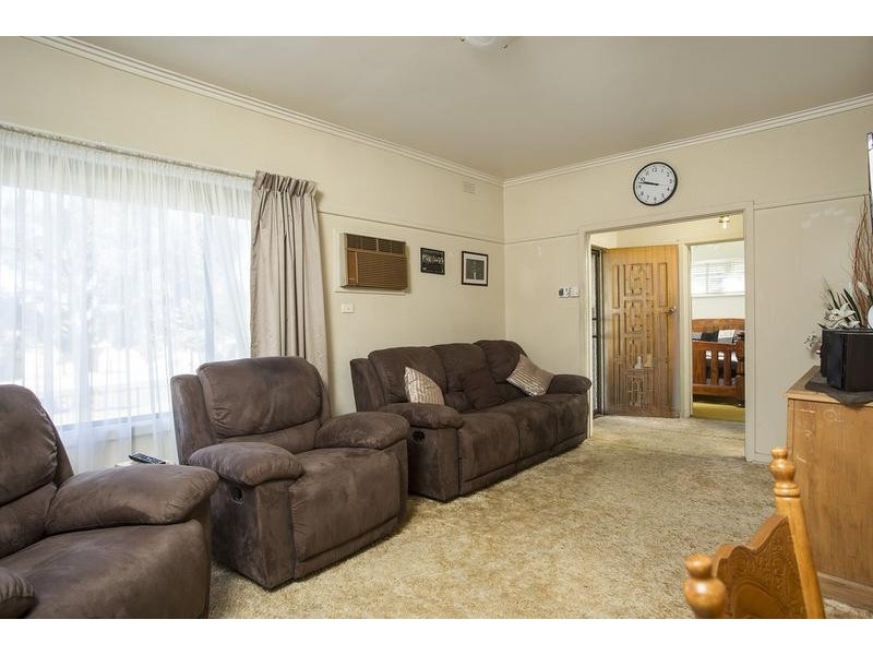 16 Jennings Street, East Bendigo VIC 3550