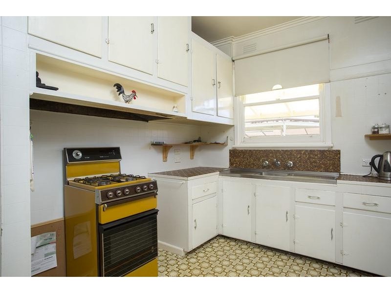 16 Jennings Street, East Bendigo VIC 3550