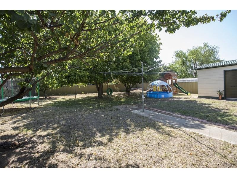 15 Saade Street, Epsom VIC 3551