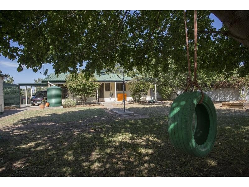 15 Saade Street, Epsom VIC 3551