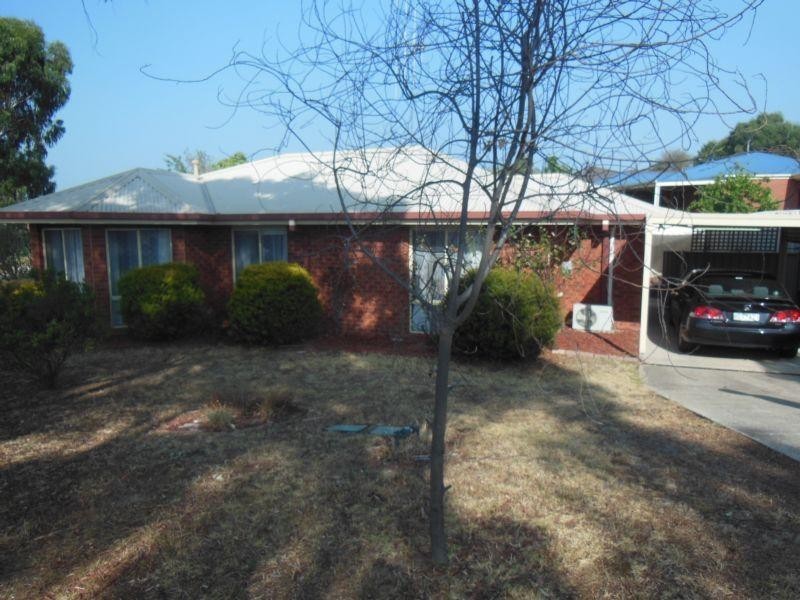 31 Pattison Drive, Kangaroo Flat VIC 3555