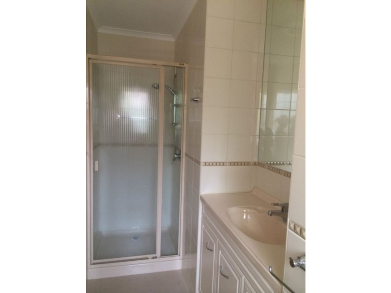 5a Bolton Drive, Strathdale VIC 3550