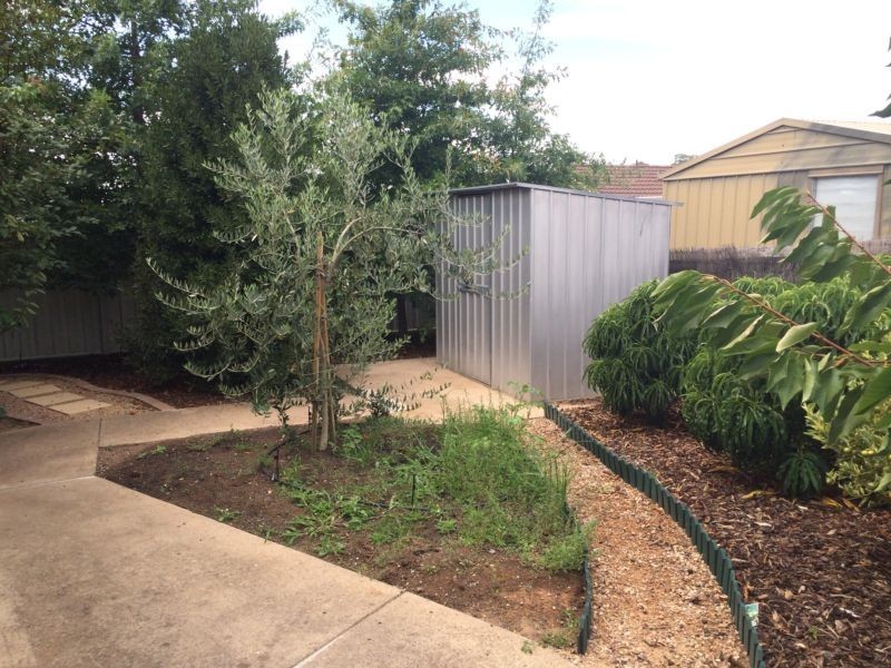 5a Bolton Drive, Strathdale VIC 3550