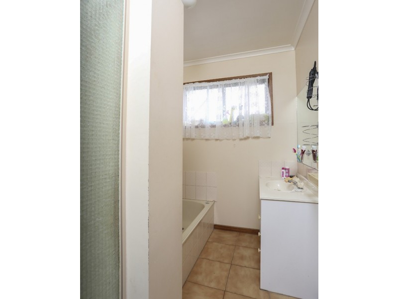 27 Curtain Street, Eaglehawk VIC 3556