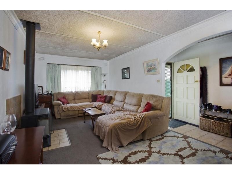 21 Osborn Avenue, Kangaroo Flat VIC 3555