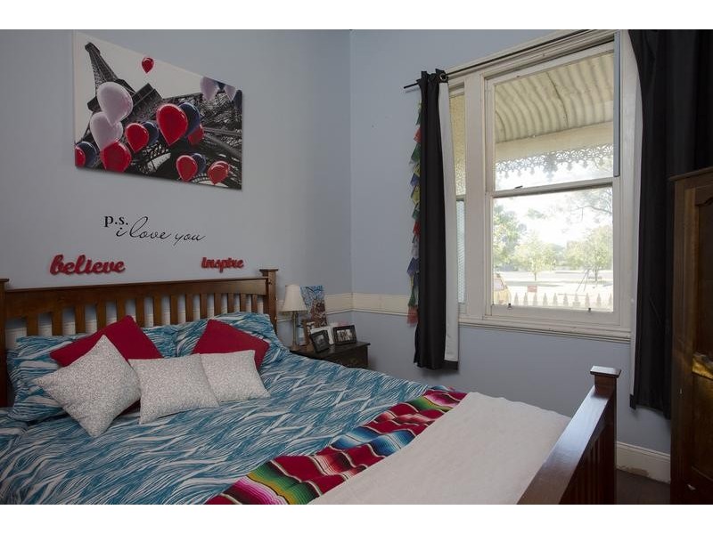 28 Olinda Street, Quarry Hill VIC 3550