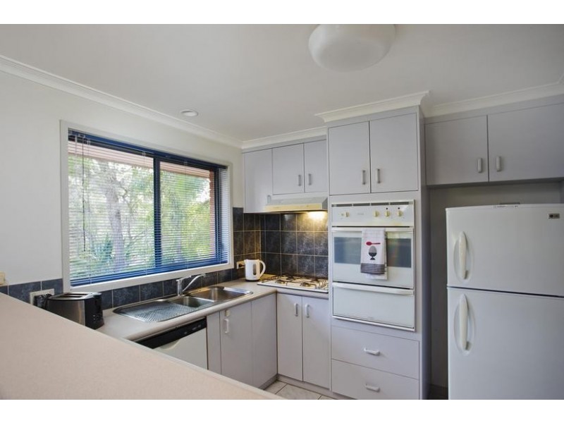 5 Sherwood Drive, Flora Hill VIC 3550