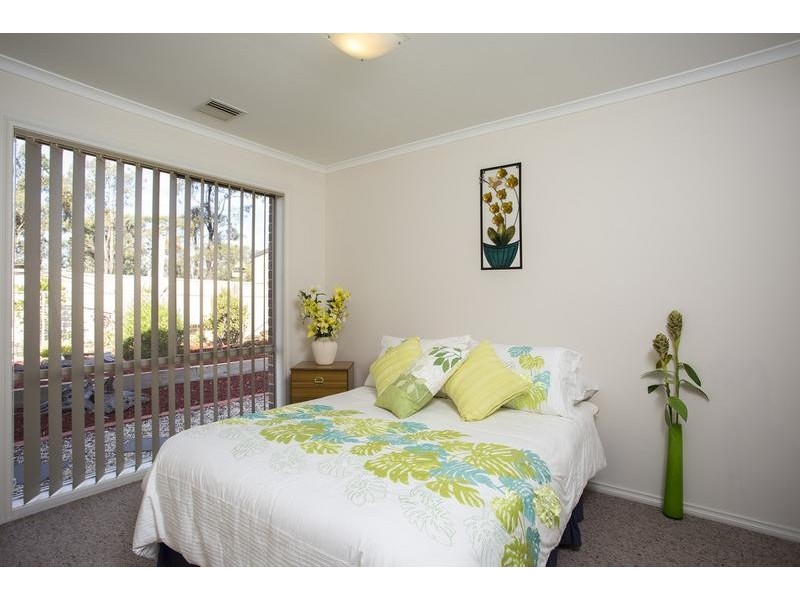 4 Westwood Drive, California Gully VIC 3556