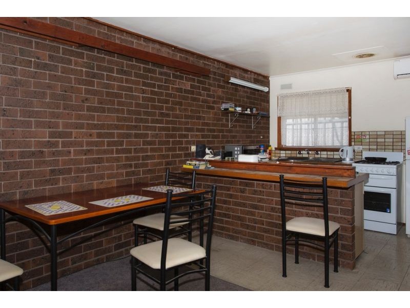 2/44 Panton Street, Golden Square VIC 3555