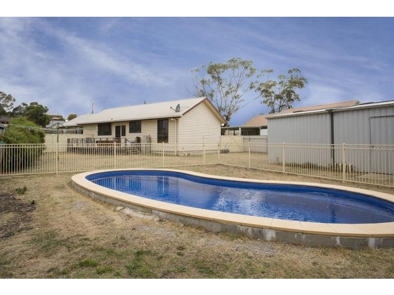 68 Church Street, Kangaroo Flat VIC 3555