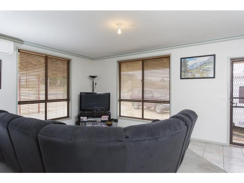 68 Church Street, Kangaroo Flat VIC 3555