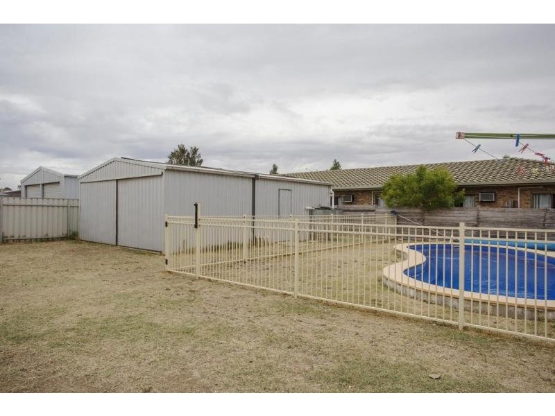 68 Church Street, Kangaroo Flat VIC 3555