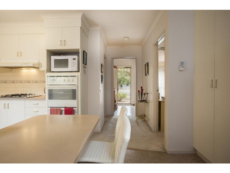 1/2 Bright Street, Eaglehawk VIC 3556