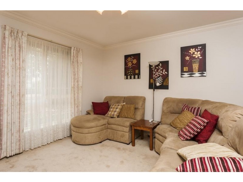 1/2 Bright Street, Eaglehawk VIC 3556