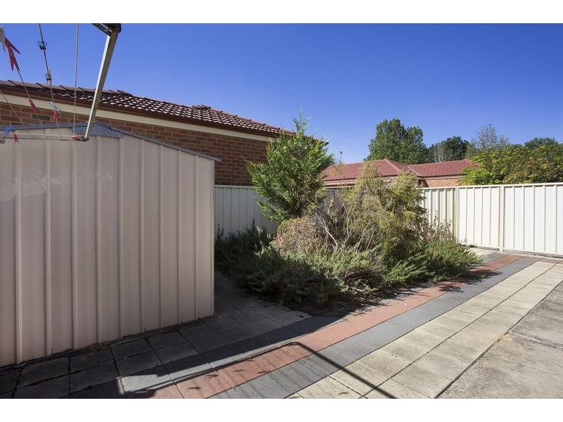 1/36 Miller Street, Kennington VIC 3550