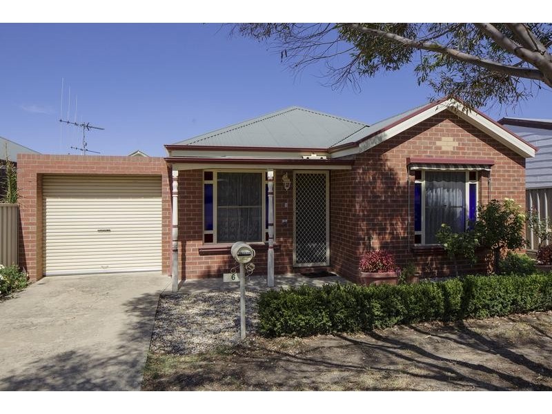 6 Richards Street, Eaglehawk VIC 3556